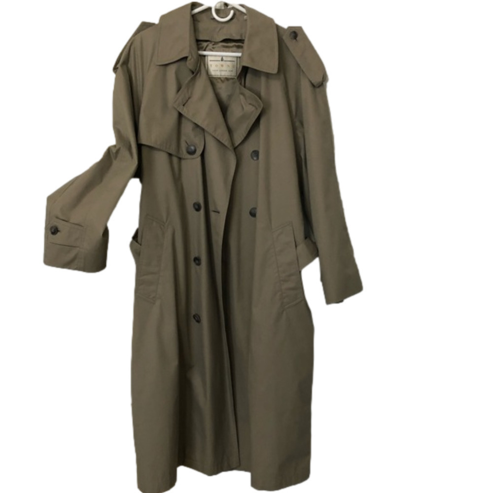 Towne from London Fog Removeable Liner Trench Coat